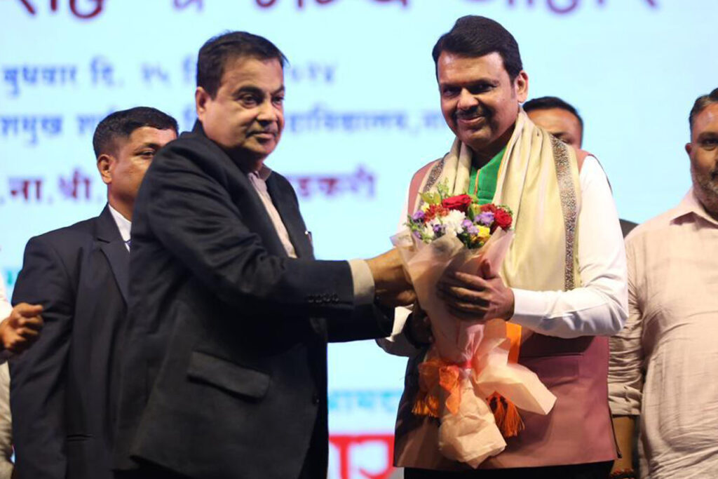 Devendra Fadnavis Leadership